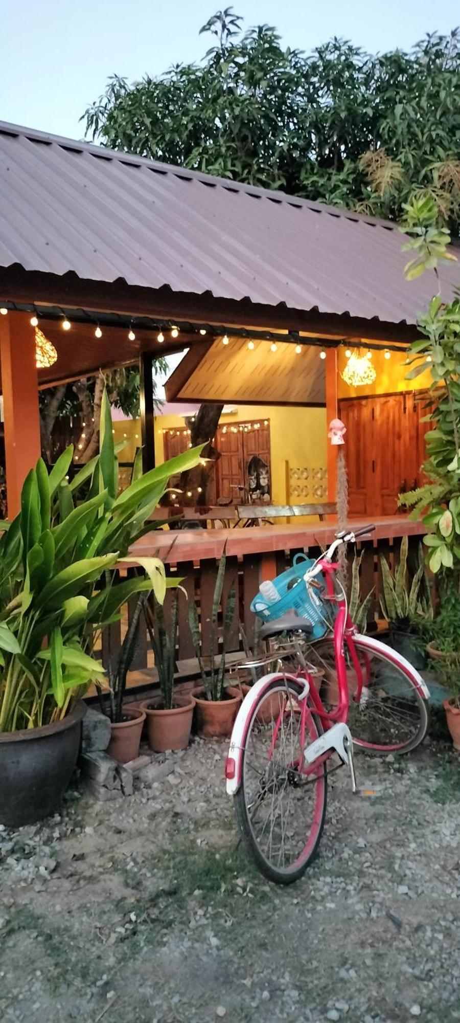 M-Plus Homestay Sukhothai Eksteriør bilde