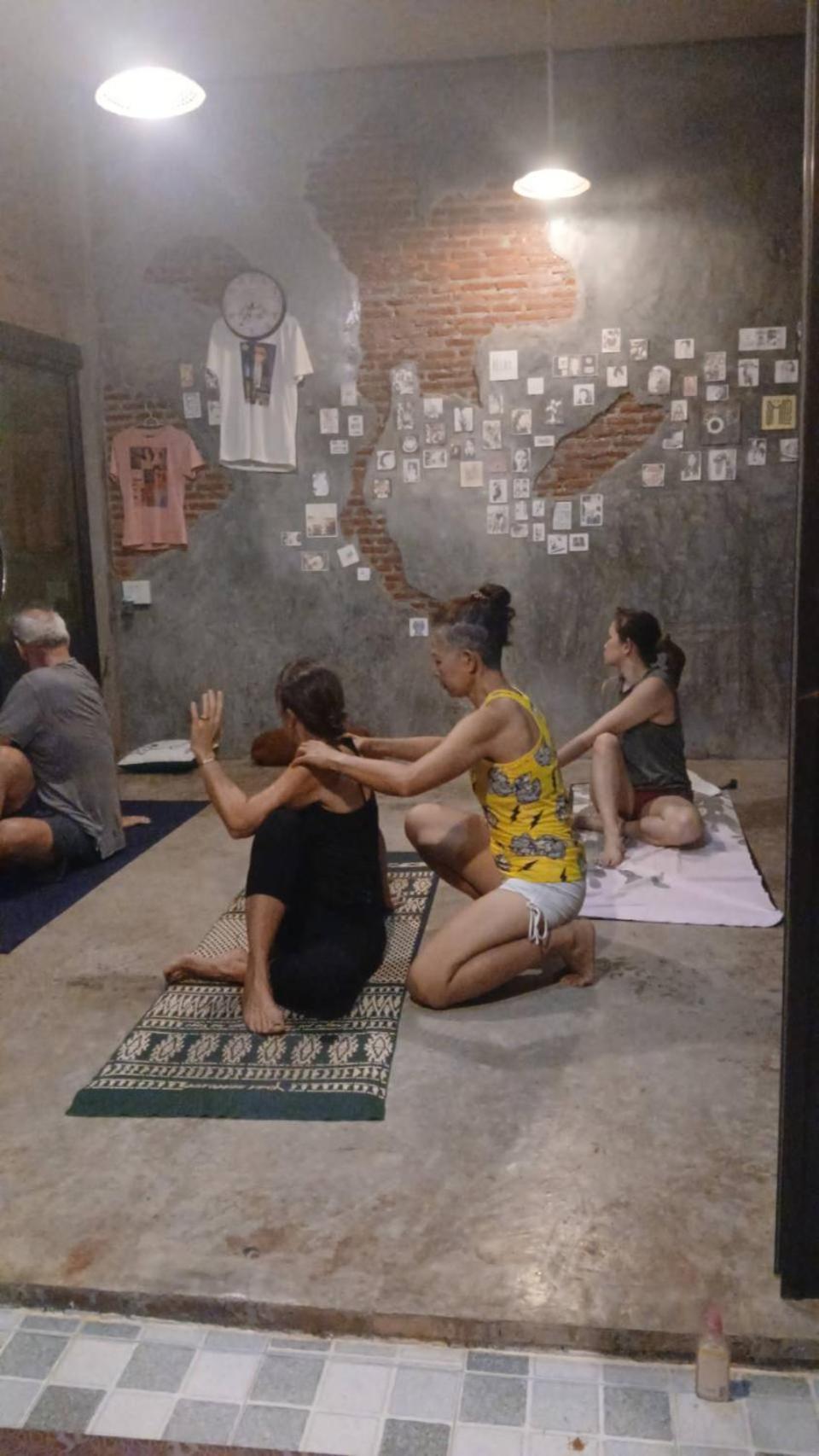 M-Plus Homestay Sukhothai Eksteriør bilde